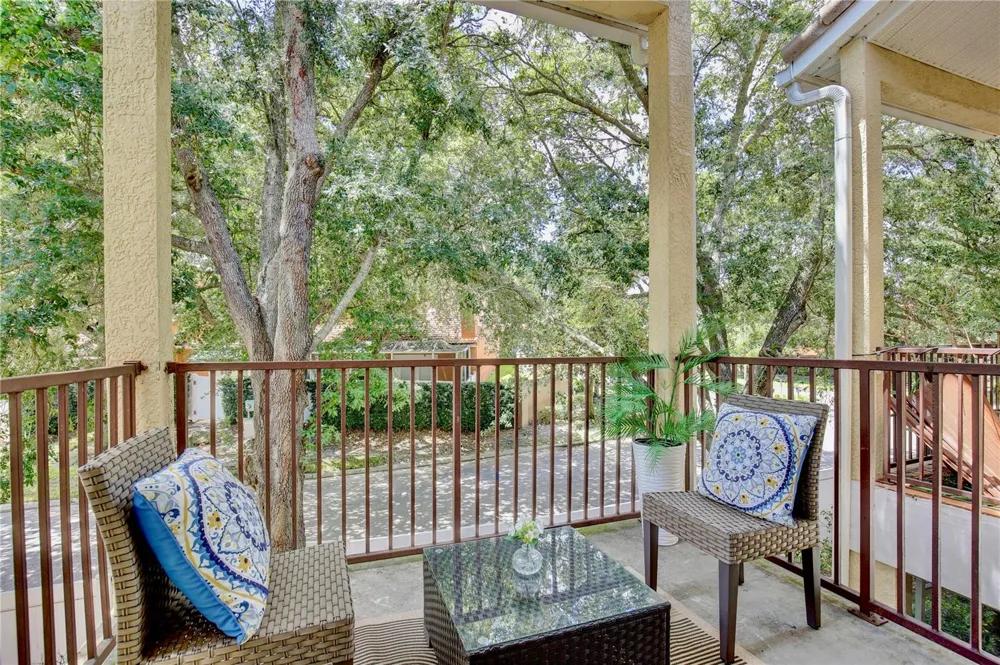 696 SEABROOK COURT #202 Altamonte Springs, FL 32714