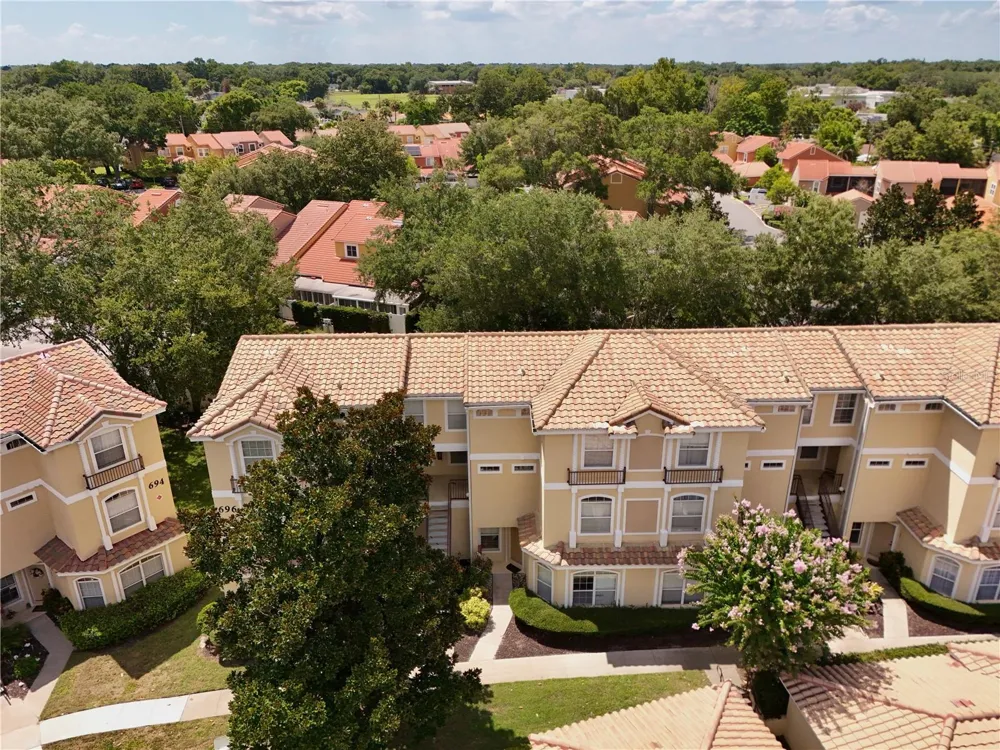 696 SEABROOK COURT #202 Altamonte Springs, FL 32714