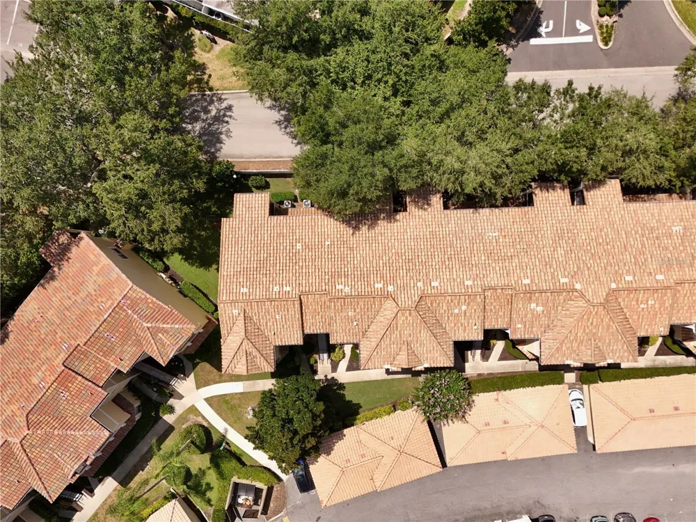 696 SEABROOK COURT #202 Altamonte Springs, FL 32714