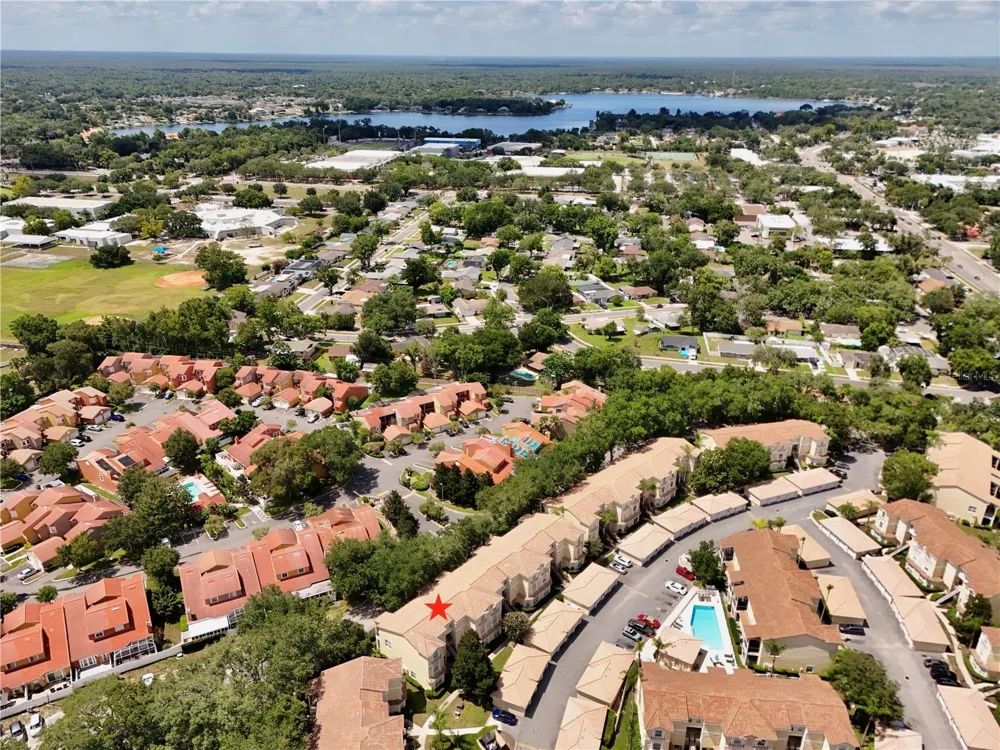 696 SEABROOK COURT #202 Altamonte Springs, FL 32714