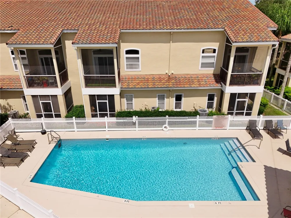696 SEABROOK COURT #202 Altamonte Springs, FL 32714