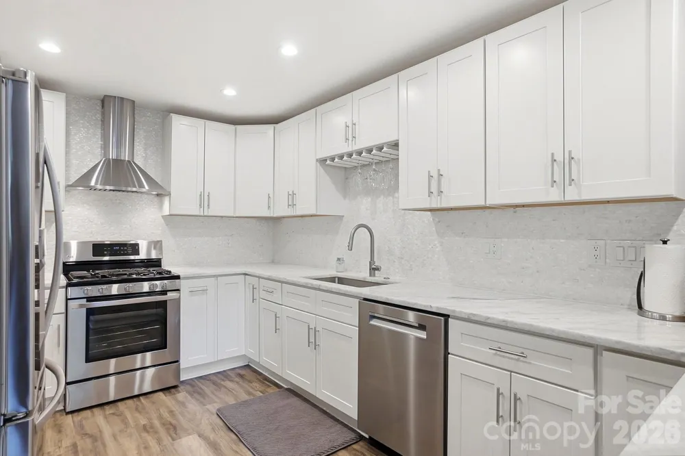 2125 Old Hickory Grove Road Mount Holly, NC 28120
