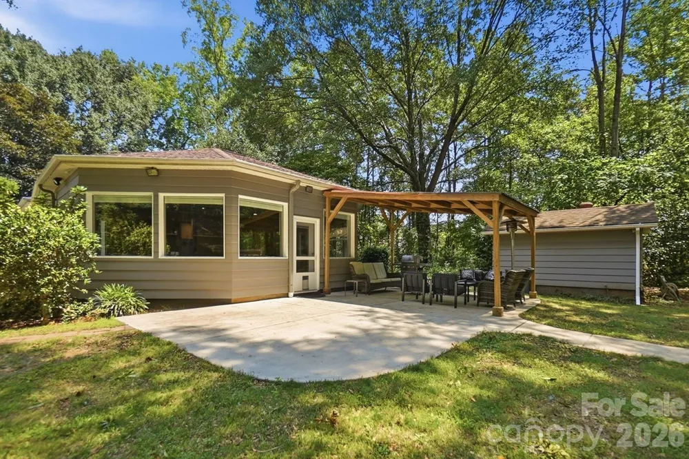 2125 Old Hickory Grove Road Mount Holly, NC 28120