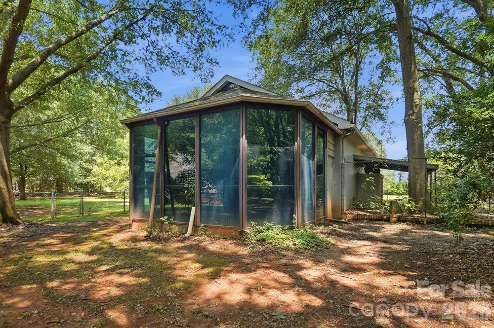 2125 Old Hickory Grove Road Mount Holly, NC 28120