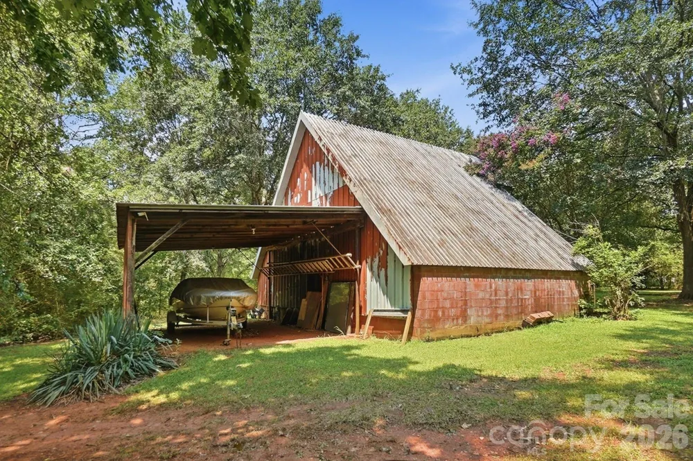 2125 Old Hickory Grove Road Mount Holly, NC 28120