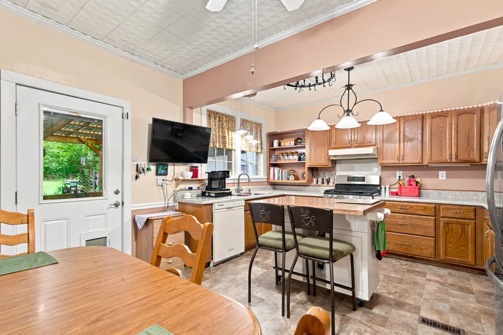 404 S Jefferson St Winchester, TN 37398