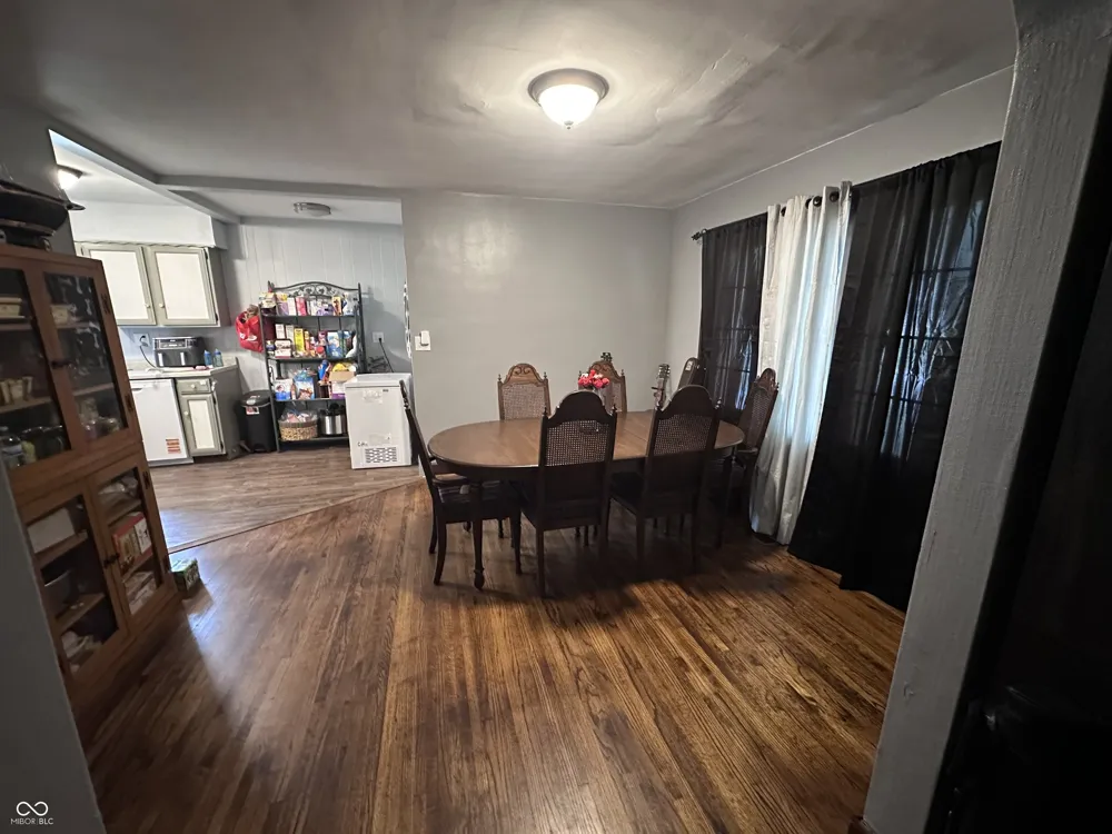 2016 Washington Avenue Terre Haute, IN 47803