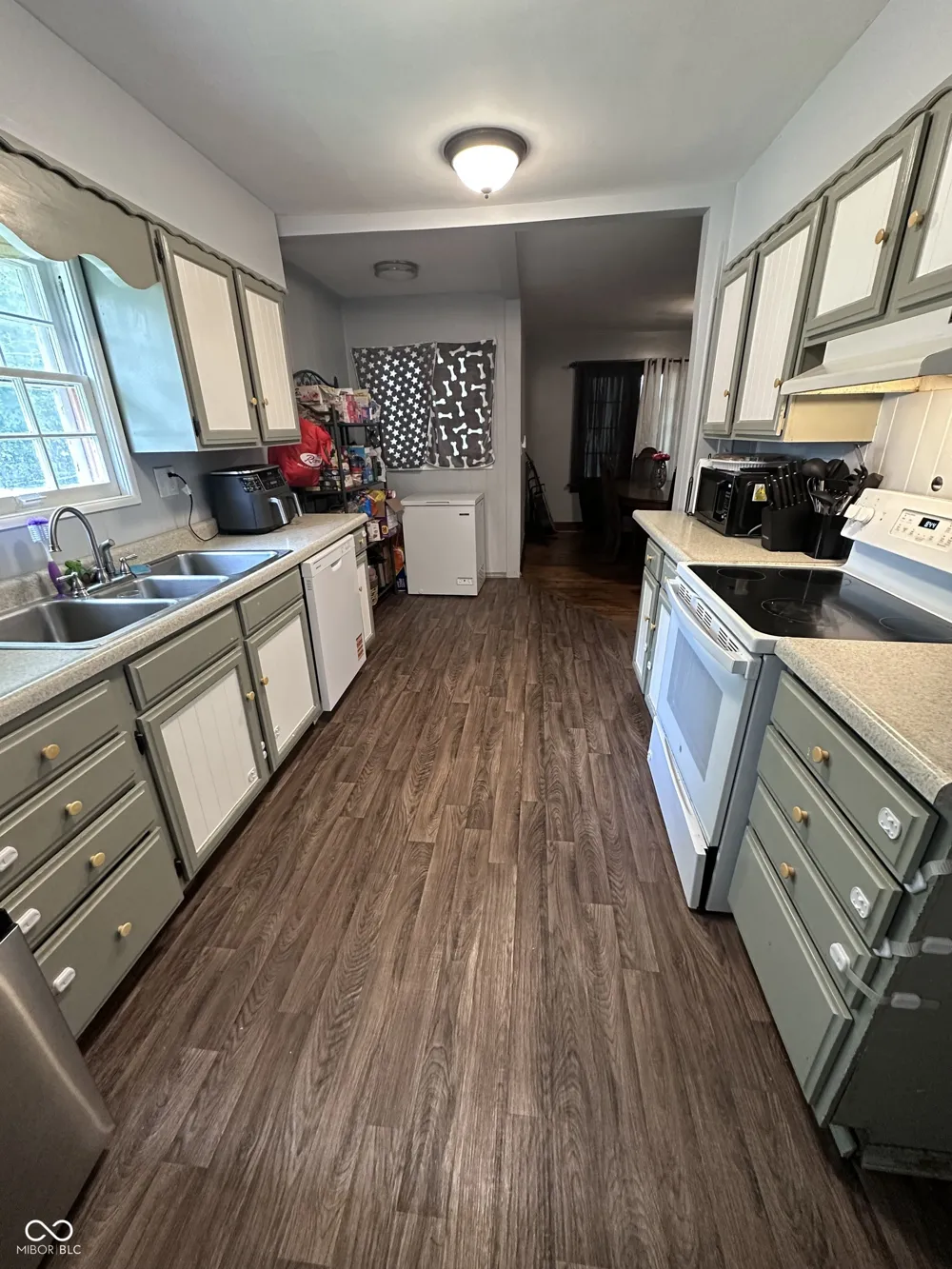 2016 Washington Avenue Terre Haute, IN 47803