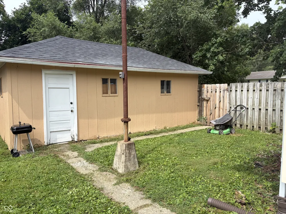 2016 Washington Avenue Terre Haute, IN 47803