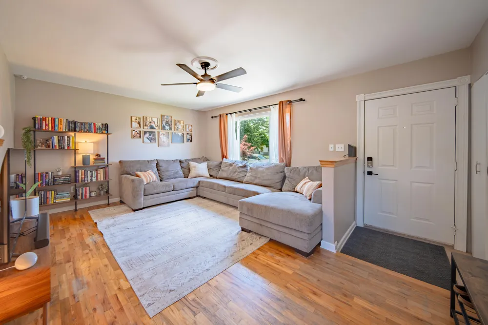 10133 Van Buren Street Belleville, MI 48111
