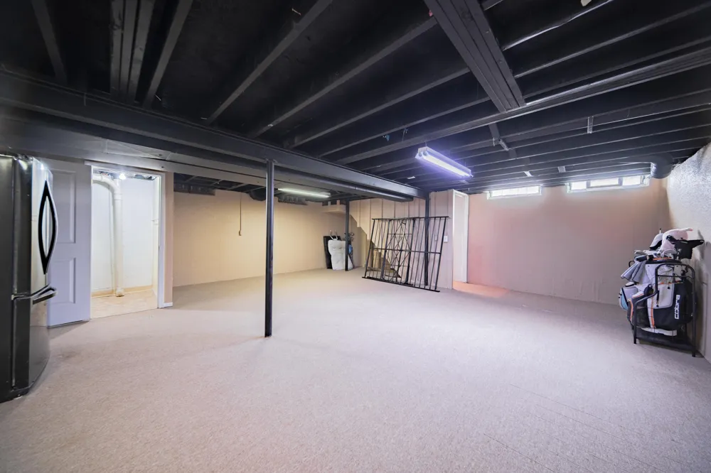 10133 Van Buren Street Belleville, MI 48111