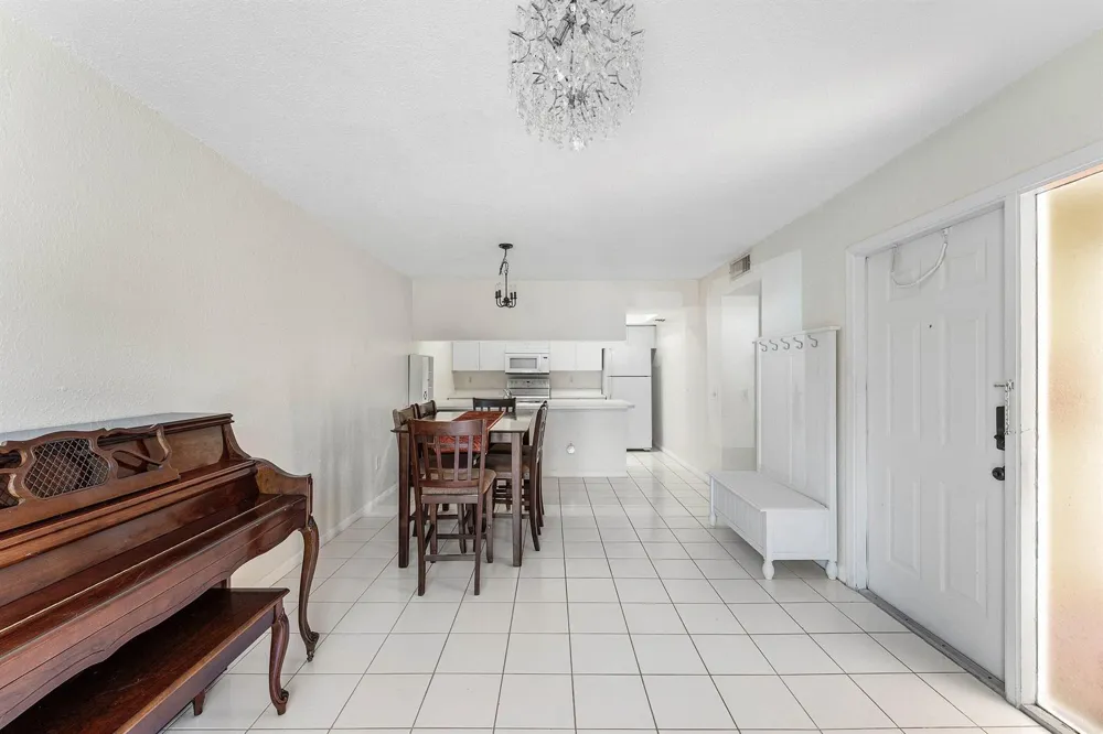 170 WATERSIDE DRIVE #170 Hypoluxo, FL 33462