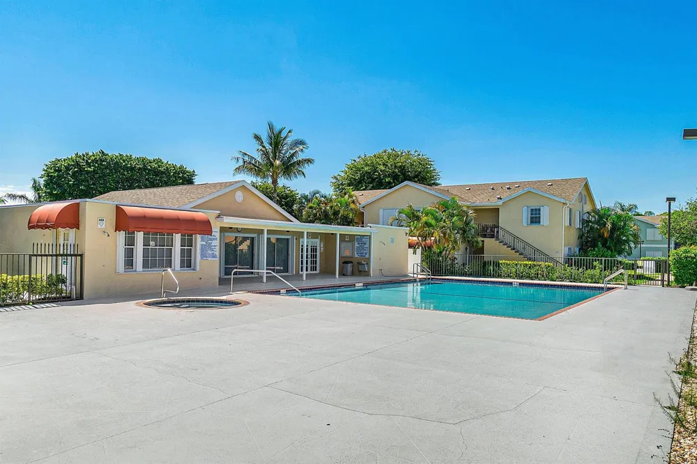 170 WATERSIDE DRIVE #170 Hypoluxo, FL 33462