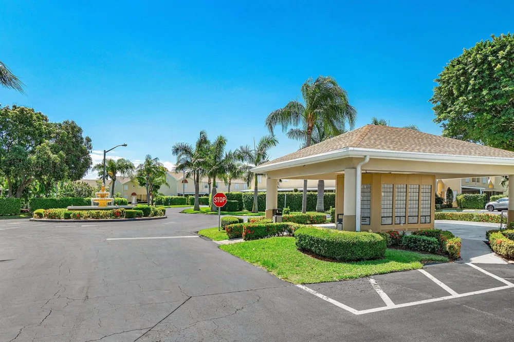 170 WATERSIDE DRIVE #170 Hypoluxo, FL 33462