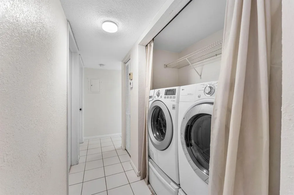 170 WATERSIDE DRIVE #170 Hypoluxo, FL 33462