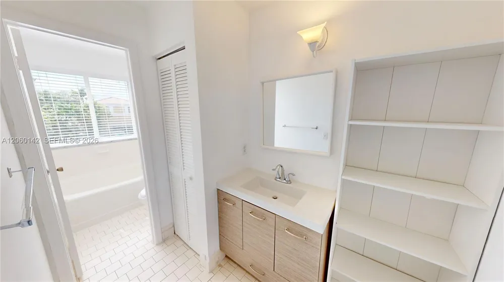 17343 SW 142nd Pl Miami, FL 33177