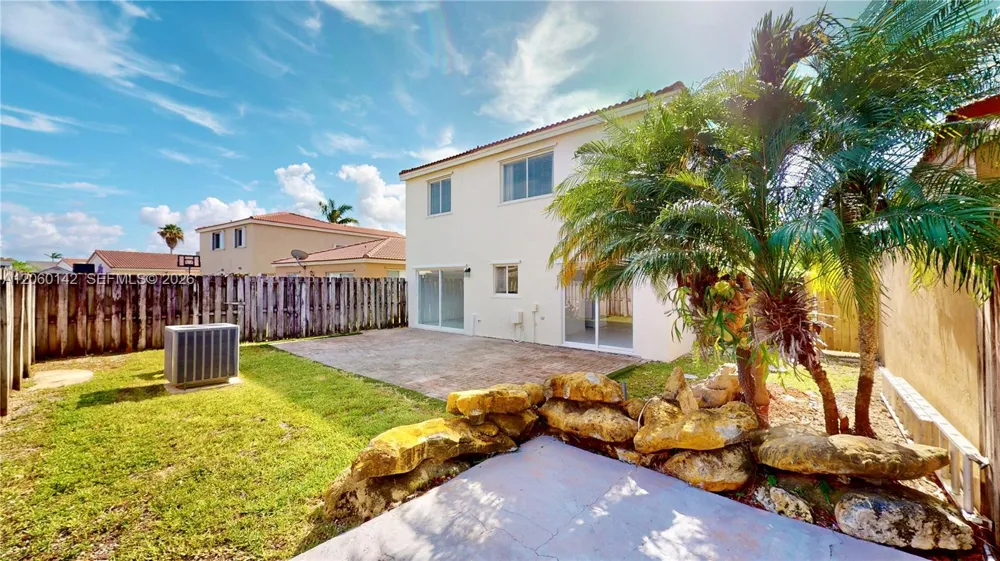 17343 SW 142nd Pl Miami, FL 33177