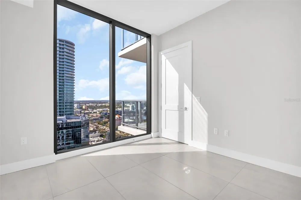 275 1ST AVENUE S #2807 St Petersburg, FL 33701