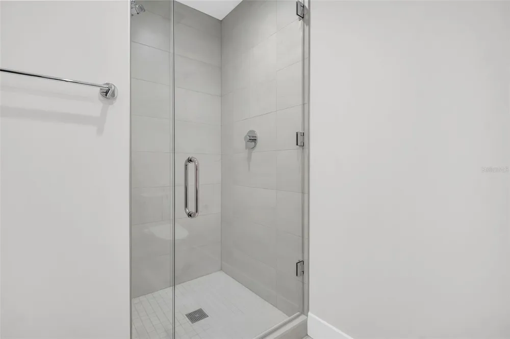 275 1ST AVENUE S #2807 St Petersburg, FL 33701
