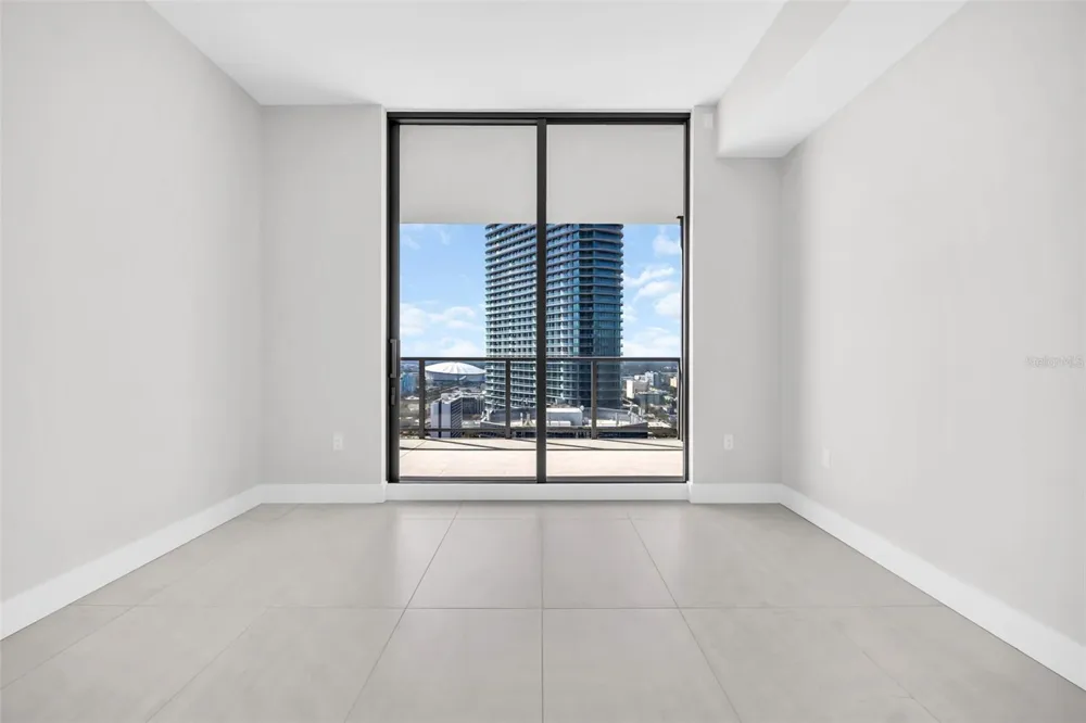 275 1ST AVENUE S #2807 St Petersburg, FL 33701