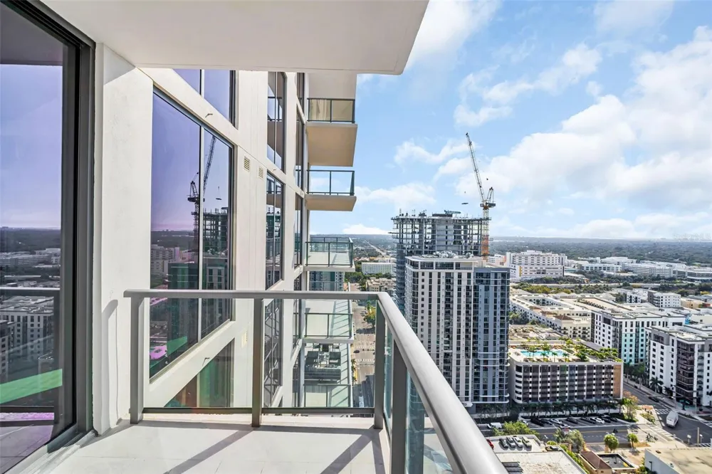 275 1ST AVENUE S #2807 St Petersburg, FL 33701