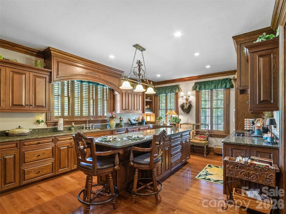 38 Peterson Lane Green Mountain, NC 28740