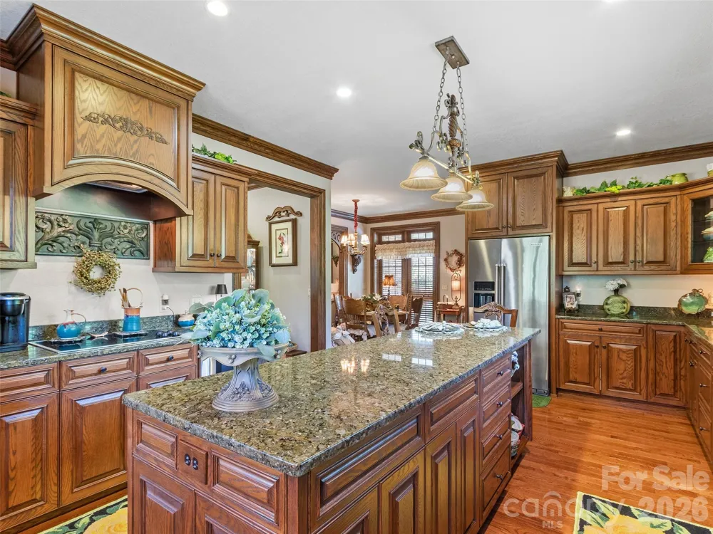 38 Peterson Lane Green Mountain, NC 28740