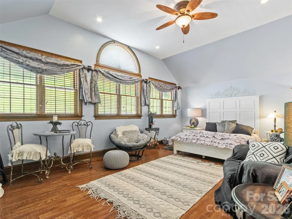 38 Peterson Lane Green Mountain, NC 28740