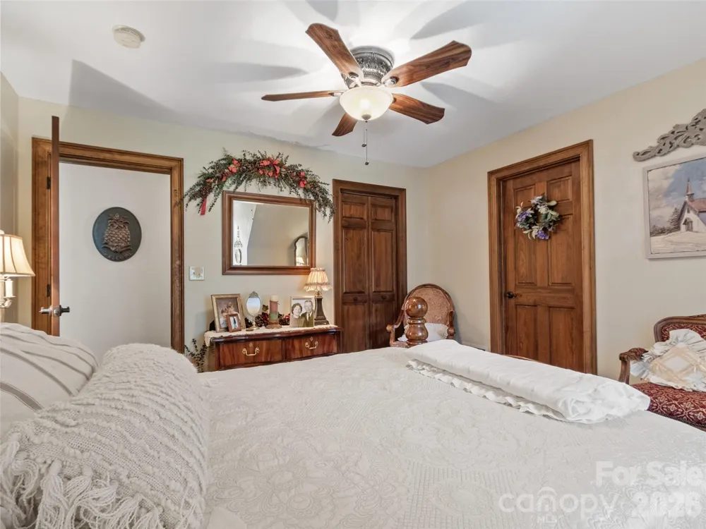 38 Peterson Lane Green Mountain, NC 28740