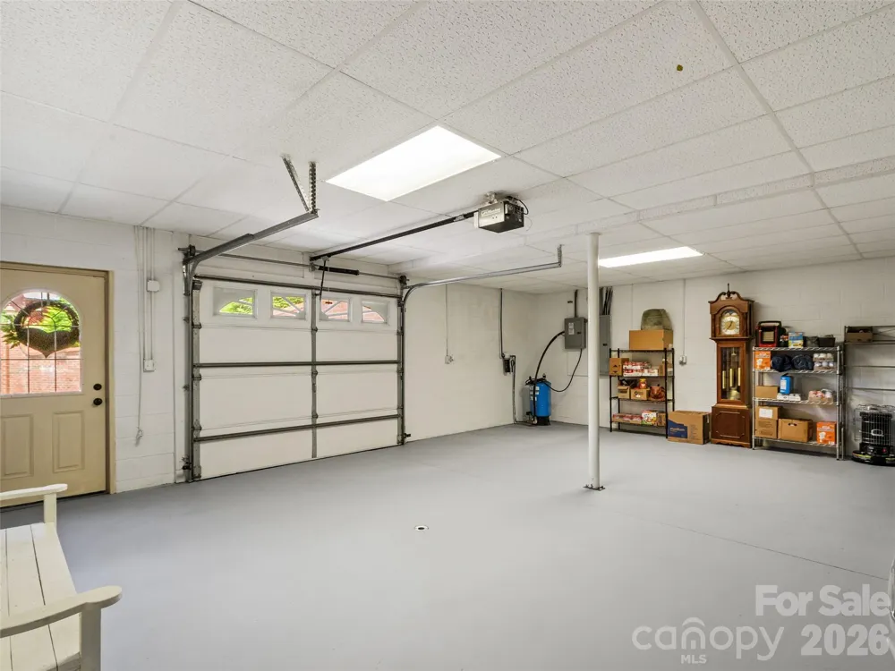 38 Peterson Lane Green Mountain, NC 28740