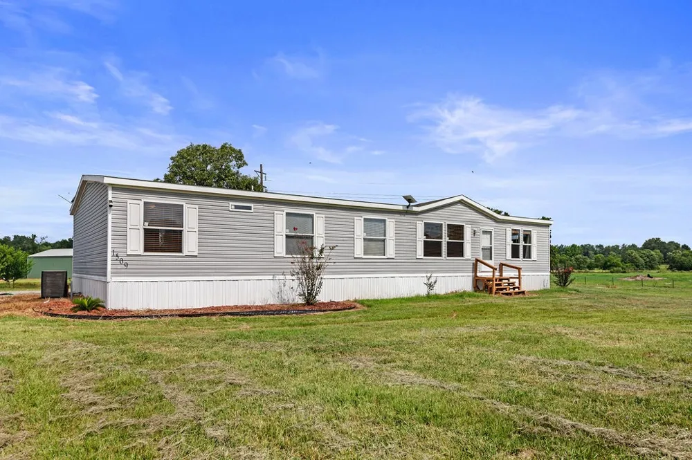 1509 County Road 3170 Quitman, TX 75783