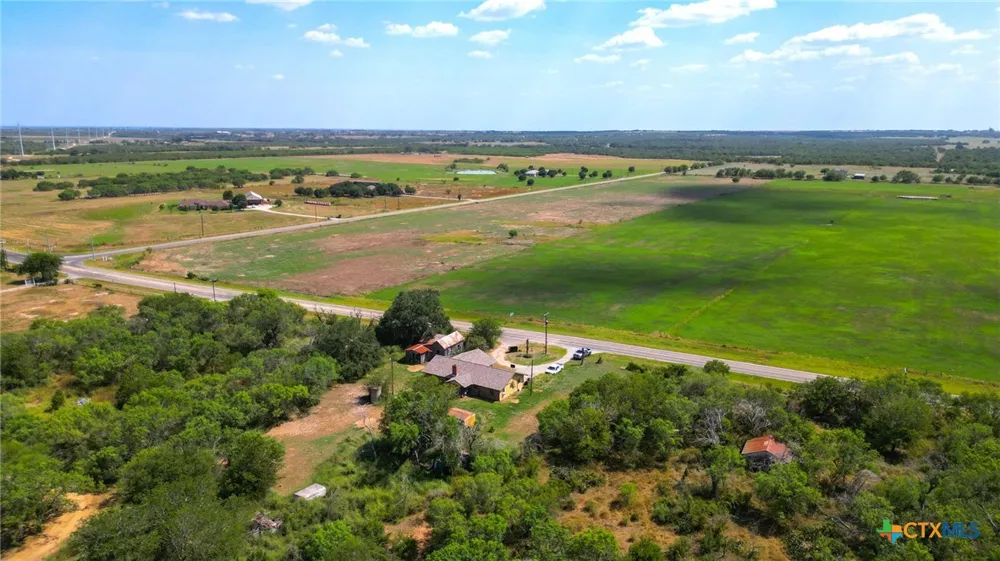 150 Fm 1303 Floresville, TX 78114