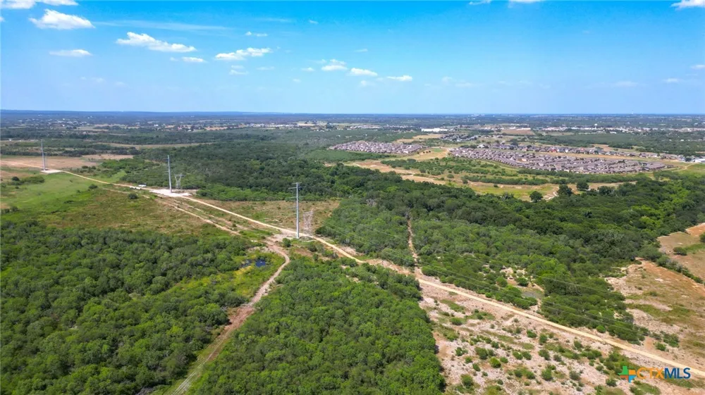 150 Fm 1303 Floresville, TX 78114
