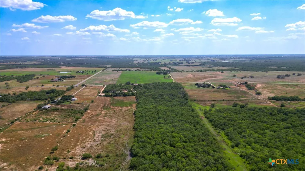 150 Fm 1303 Floresville, TX 78114