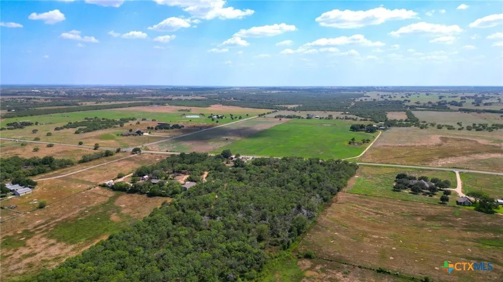 150 Fm 1303 Floresville, TX 78114