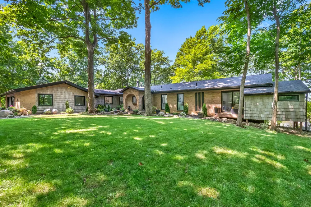 4720 Nirvana Drive Adrian, MI 49221