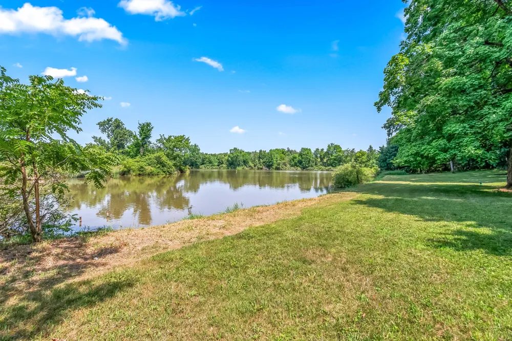 4720 Nirvana Drive Adrian, MI 49221
