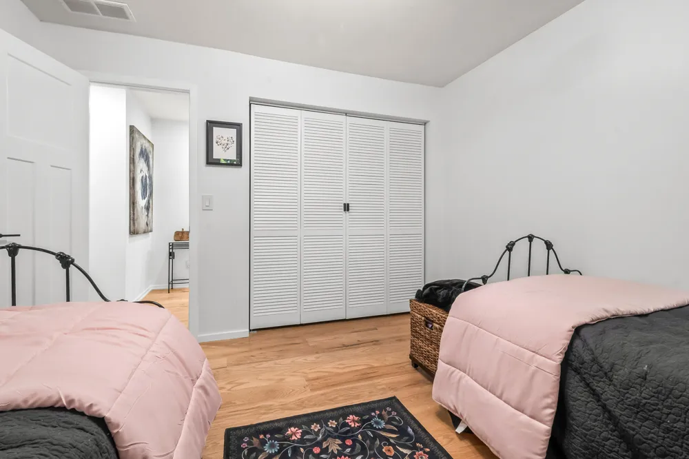 4720 Nirvana Drive Adrian, MI 49221