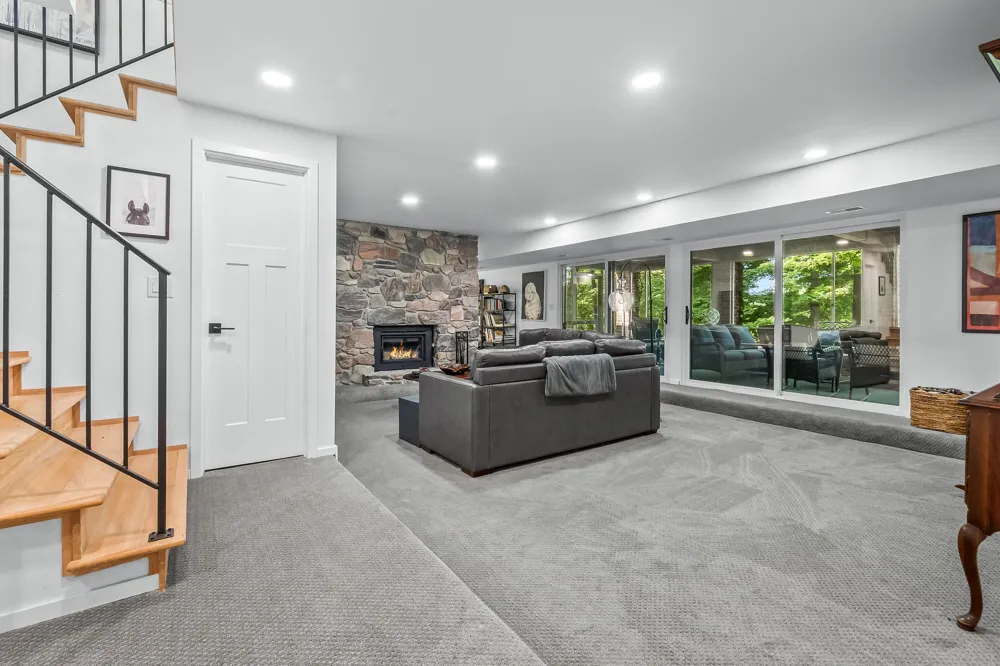 4720 Nirvana Drive Adrian, MI 49221