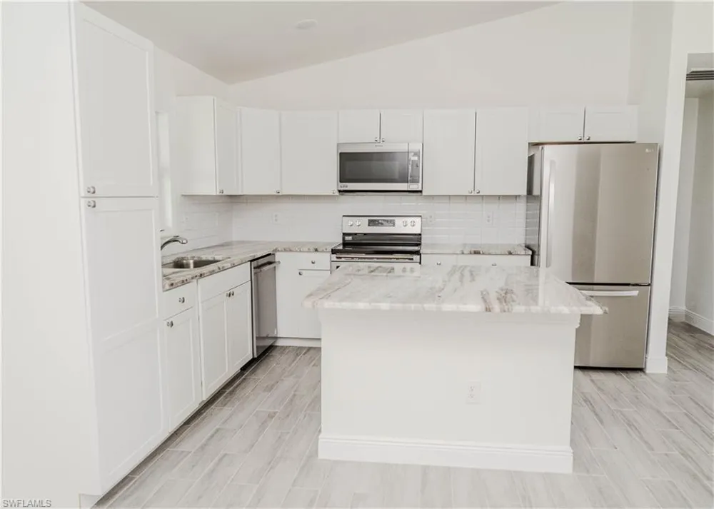 7031 Waldo Circle Labelle, FL 33935