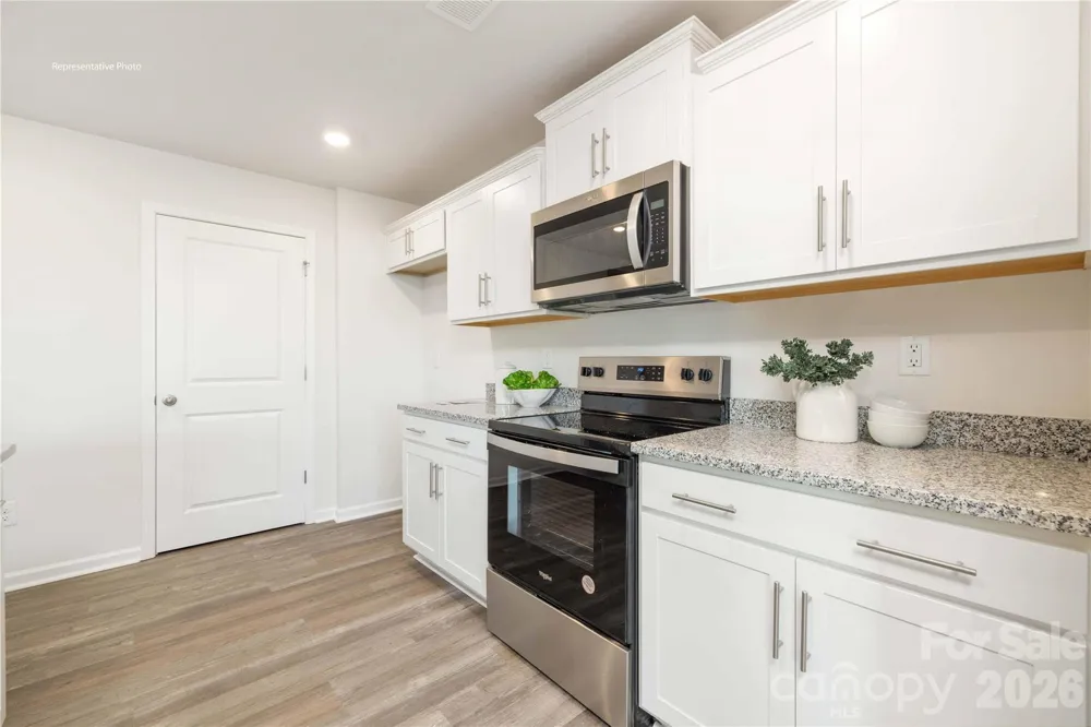 759 Dazzle Loop Newton, NC 28658