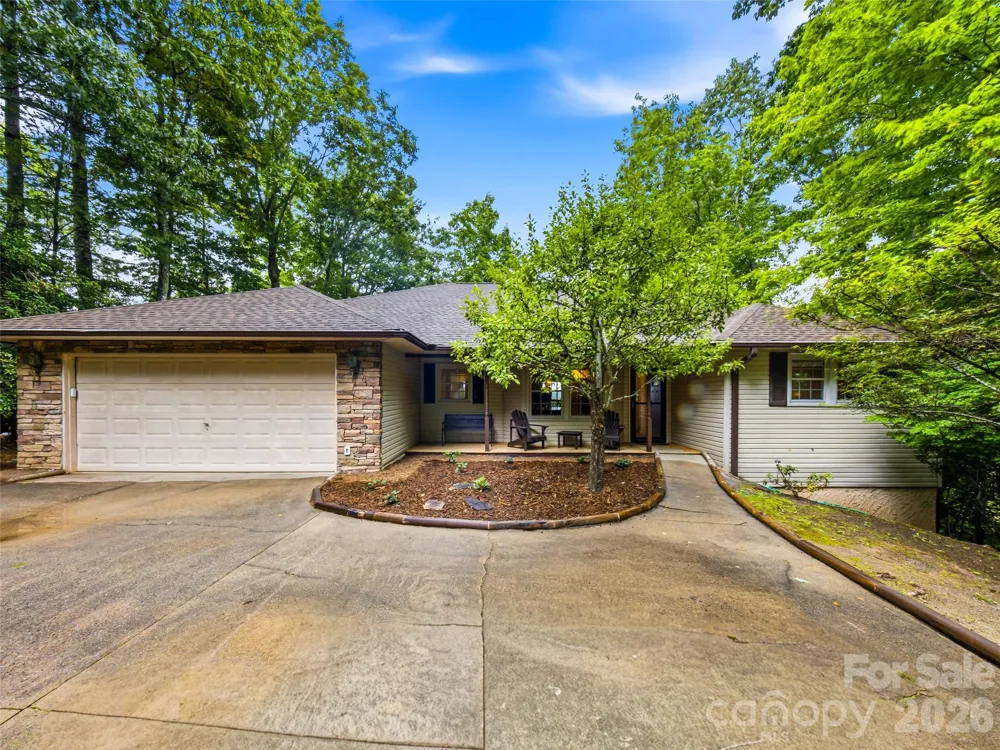 20 Adohi Court Brevard, NC 28712
