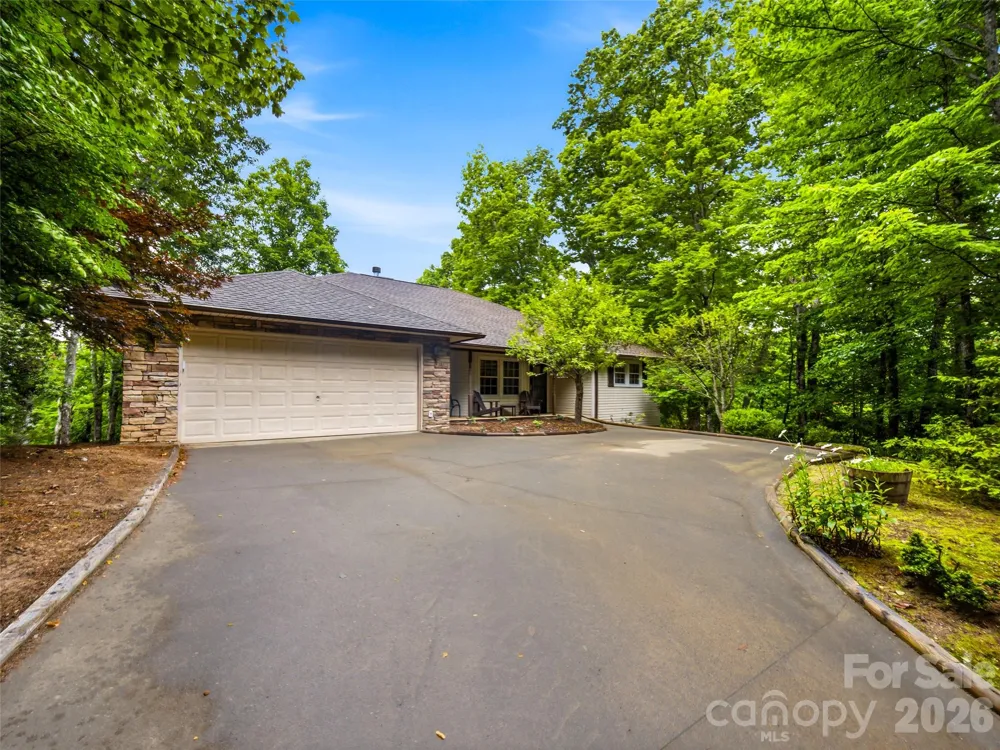 20 Adohi Court Brevard, NC 28712