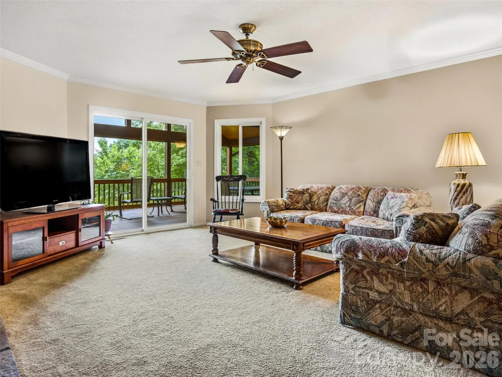 20 Adohi Court Brevard, NC 28712