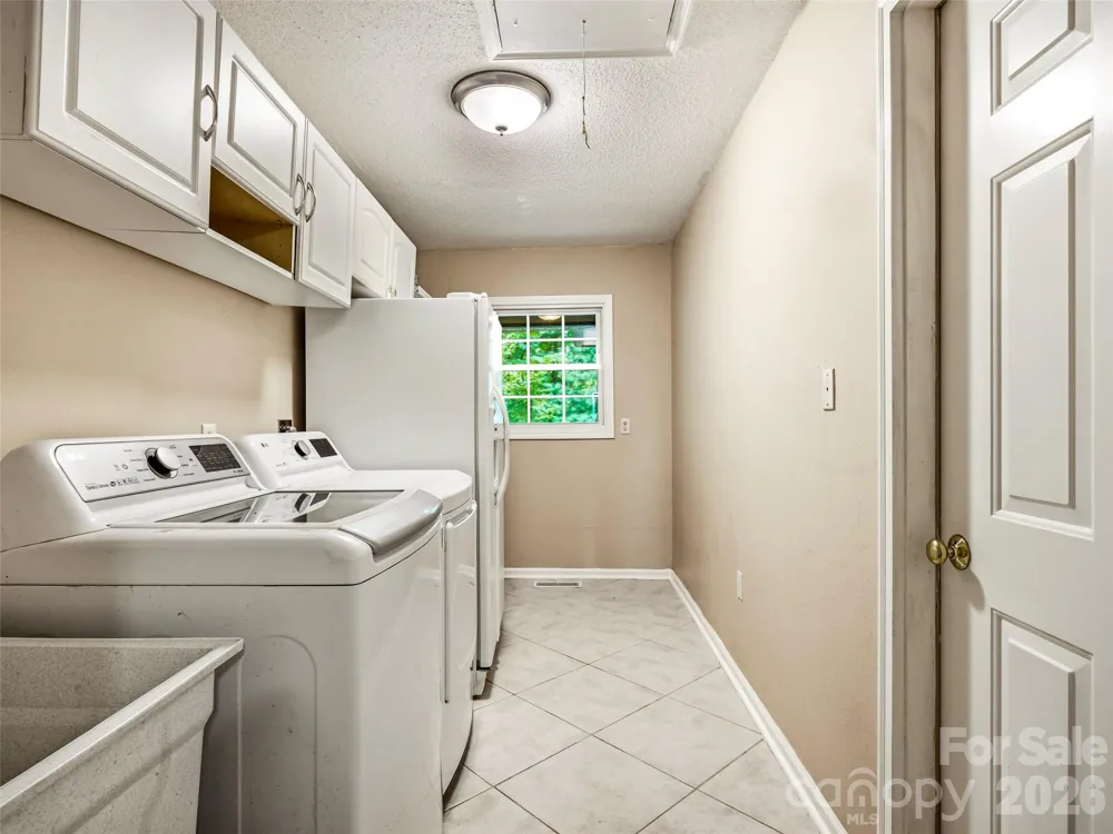 20 Adohi Court Brevard, NC 28712