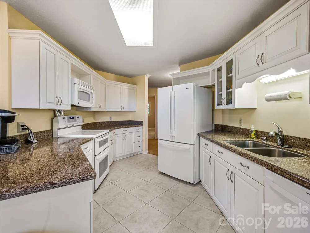 20 Adohi Court Brevard, NC 28712
