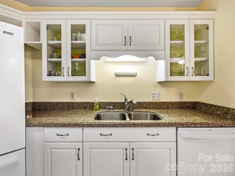 20 Adohi Court Brevard, NC 28712