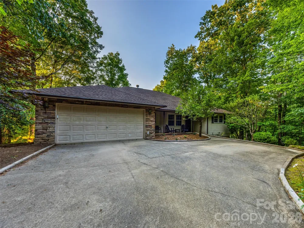 20 Adohi Court Brevard, NC 28712