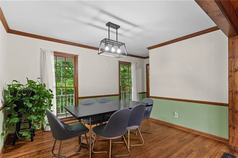 61 Sherwood Lane SE Marietta, GA 30067