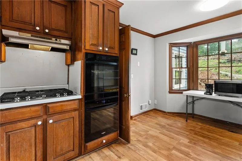 61 Sherwood Lane SE Marietta, GA 30067